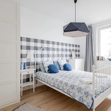 Aon Sunrise 10 Min Do Plazy Gdańsk